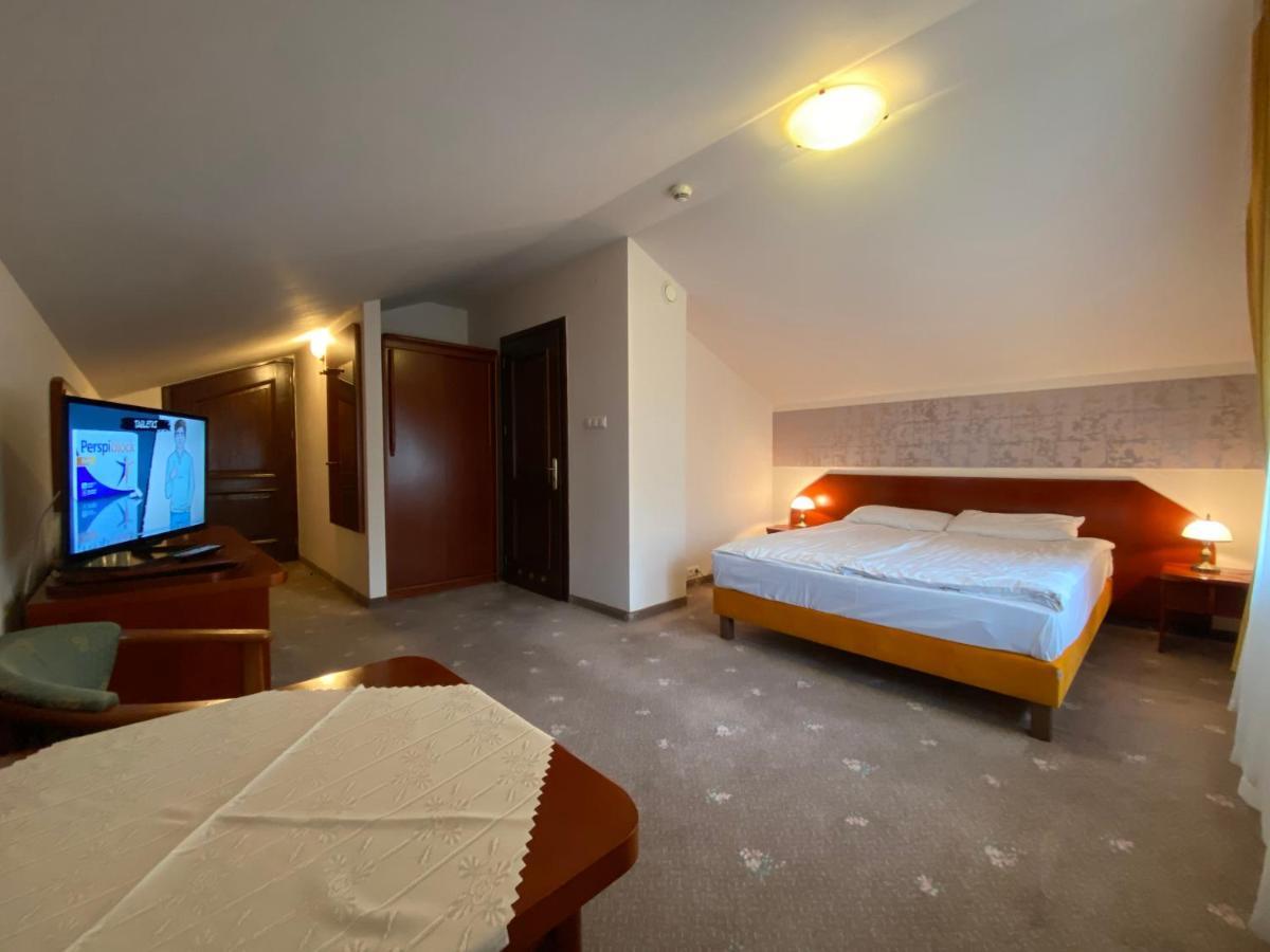 Hotel Grant Krynica-Zdrój Extérieur photo