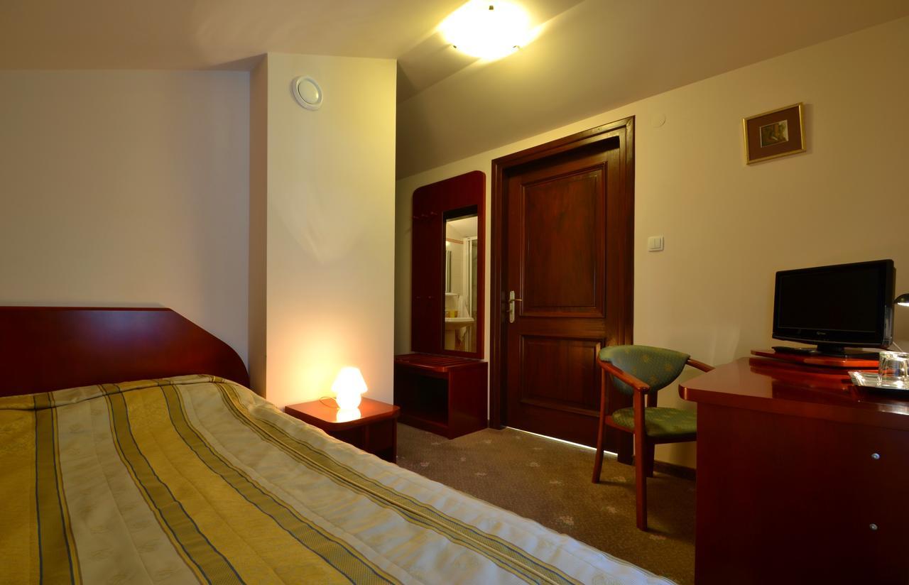 Hotel Grant Krynica-Zdrój Extérieur photo