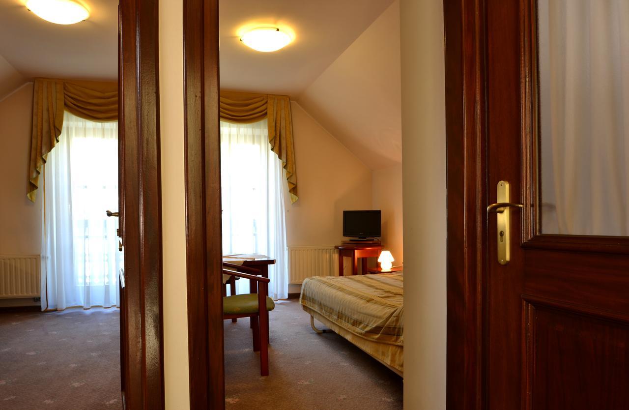 Hotel Grant Krynica-Zdrój Extérieur photo