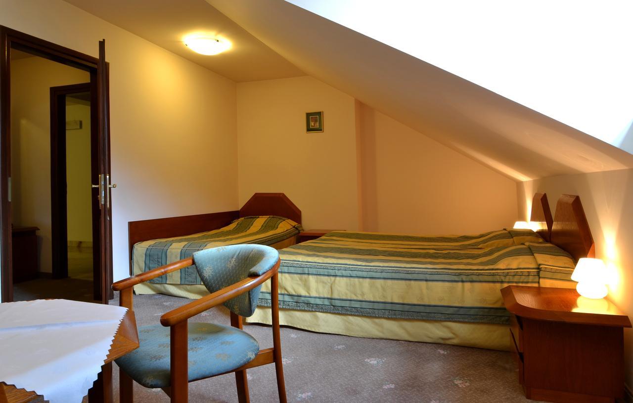 Hotel Grant Krynica-Zdrój Extérieur photo